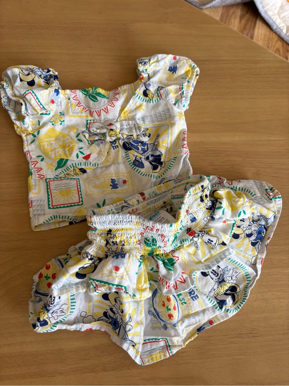Disney Baby Girl Vintage Print Yellow & White Mickey Patterned Crop Top & Skirt